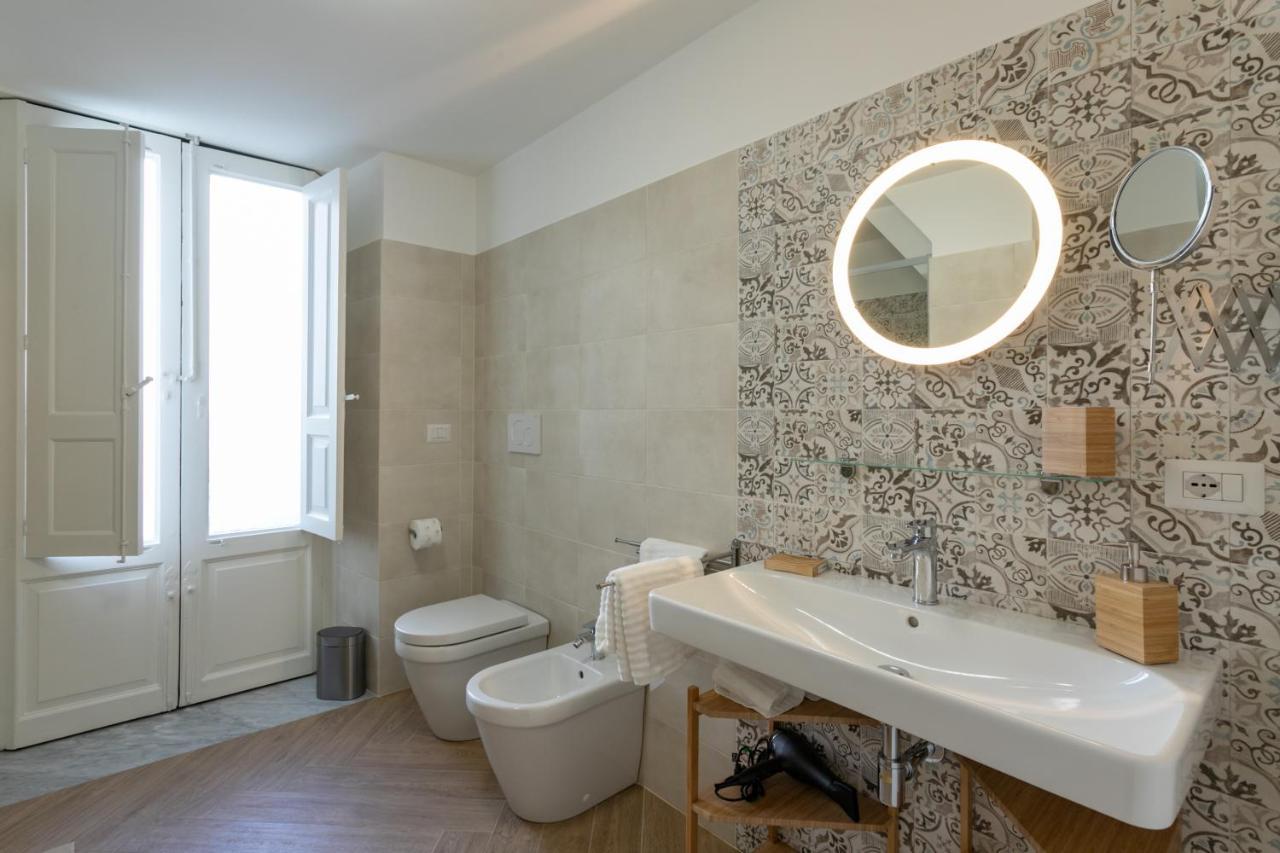 Vittorio Emanuele House Apartment Catania Luaran gambar